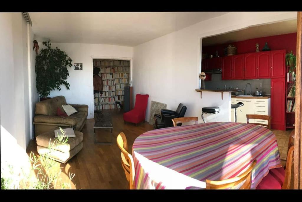 Le Charme De Montmartre A Ciel Ouvert Paris Eksteriør bilde
